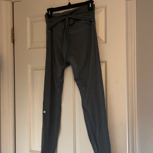 Lululemon leggings - Picture 2 of 3